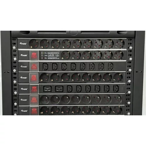 Equip Hálózati Elosztó - 333318 (Schuko, 12x C13, Rack 1U, 1,8m kábel, fekete)