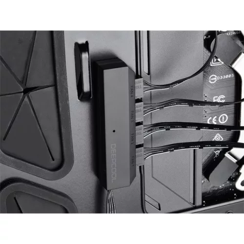 DeepCool Ventilátor tápkábel elosztó - FH-04 (4 db 4pin)